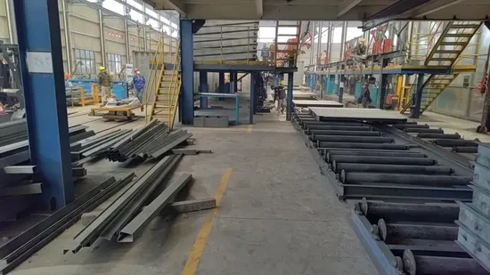 Contenitori refrigerati con macchine speciali Ru per il trasporto e la vendita intermodale